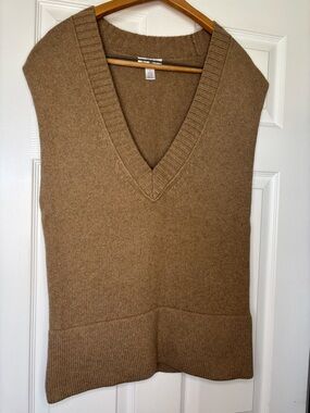 LOFT Camel Ribbed V-Neck Knit Vest